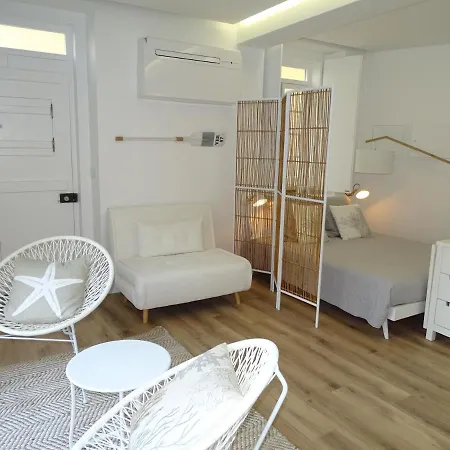 Casa Do Largo * Nazaré