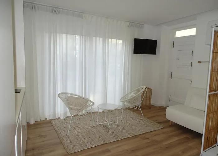 Casa Do Largo * Nazaré