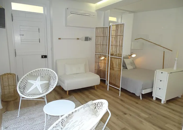 Casa Do Largo * Nazaré